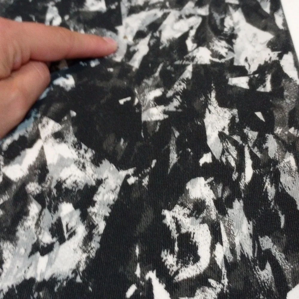 Women's Nike Leggings Sz S Black Pattern Just Do It Splatter Workout Sport Fun